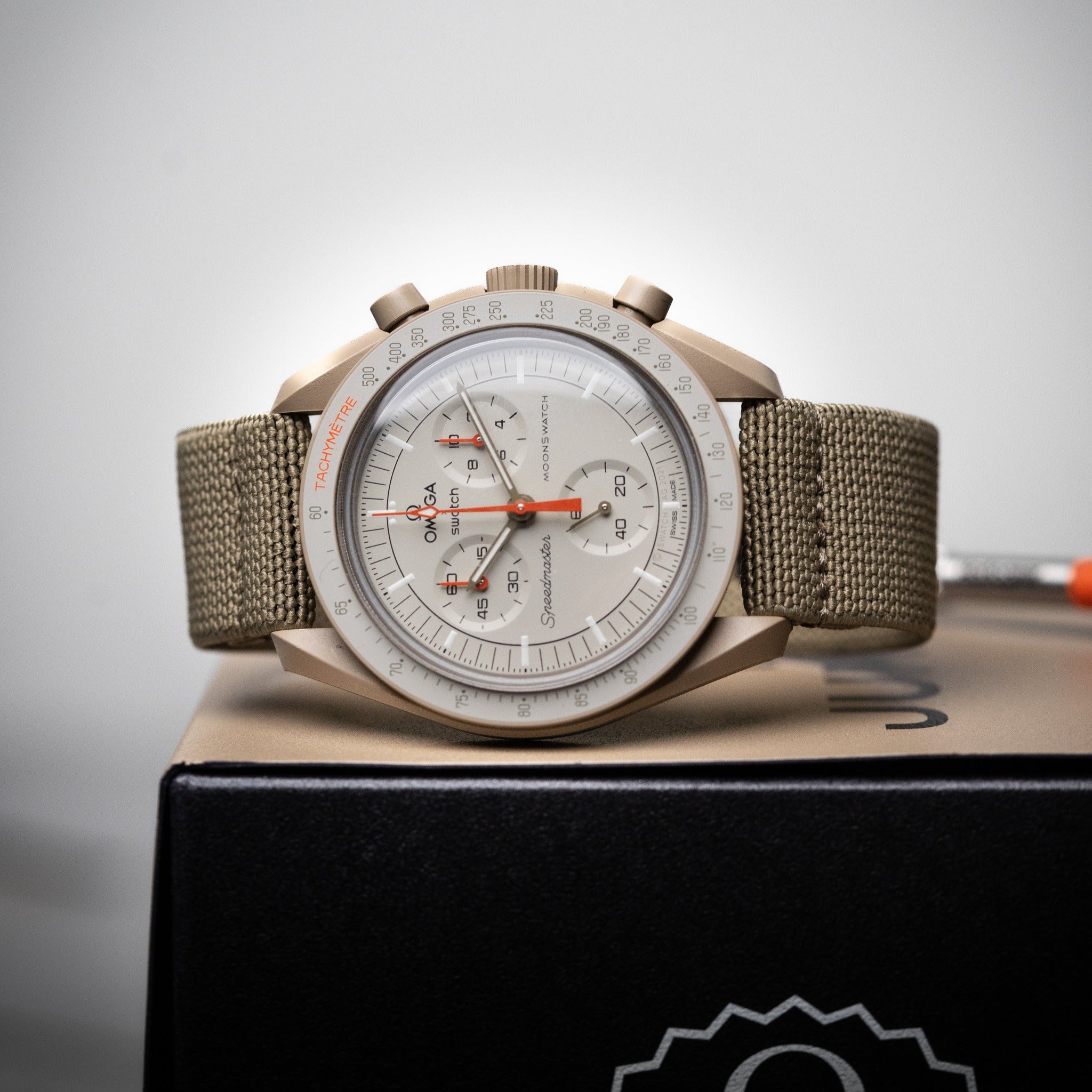 HorloFLEX Elastic Strap 20mm (Twill Khaki)